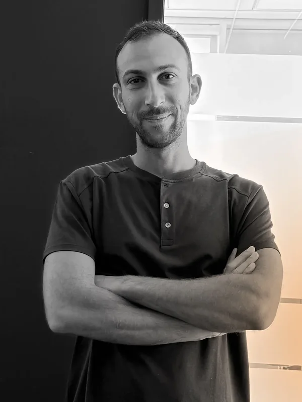ענבר שמיר — אחראי SEO